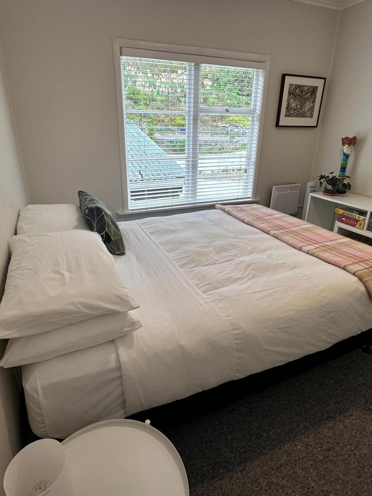 Muriwai Lodge Экстерьер фото